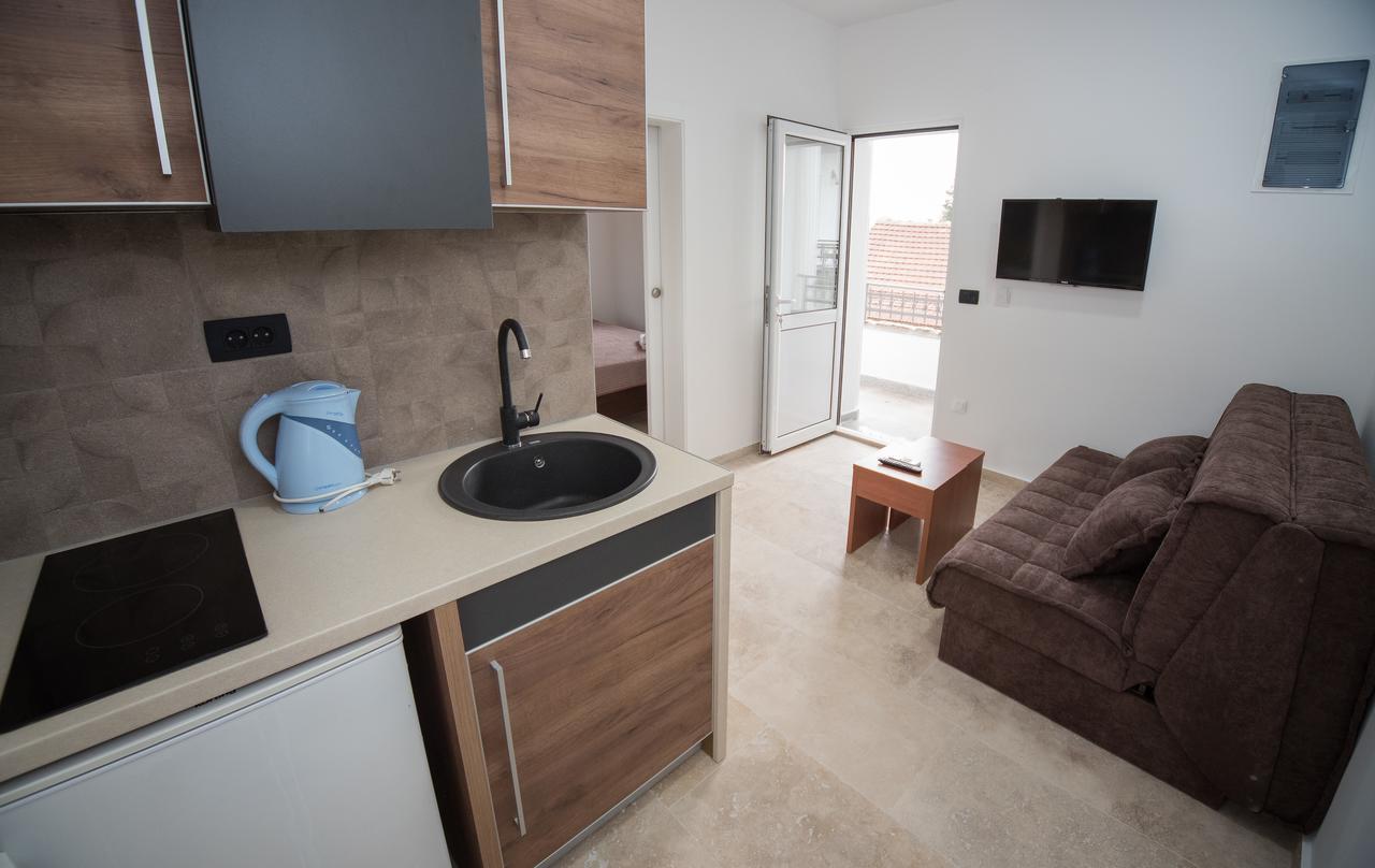 Apartments Vila Monegro Bar Dış mekan fotoğraf