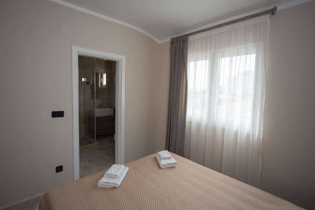 Apartments Vila Monegro Bar Dış mekan fotoğraf