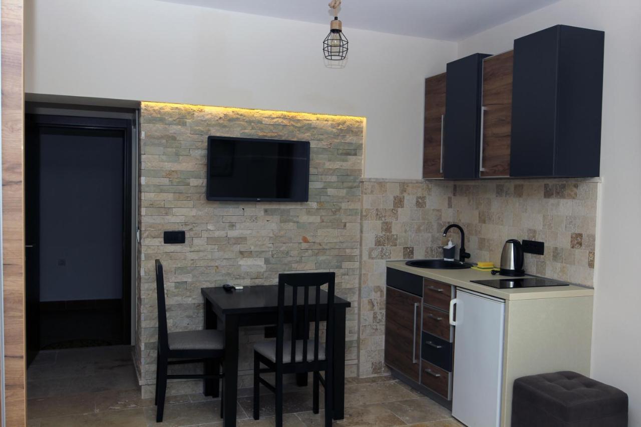 Apartments Vila Monegro Bar Dış mekan fotoğraf