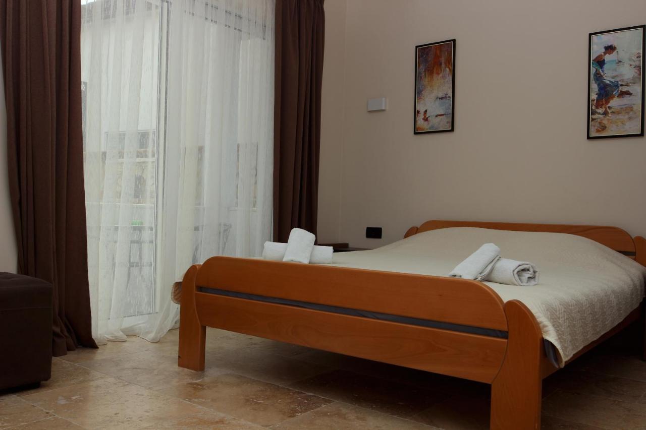 Apartments Vila Monegro Bar Dış mekan fotoğraf